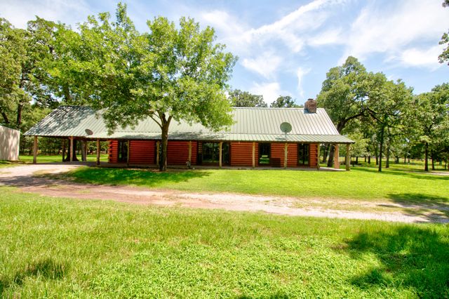 1466 Pearce Street, Collinsville, TX 76233