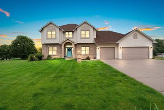1597 YELLOW BRIAR DRIVE, De Pere, WI 54115