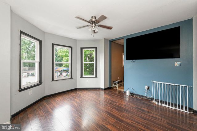 87 NUTT RD, Phoenixville, PA 19460