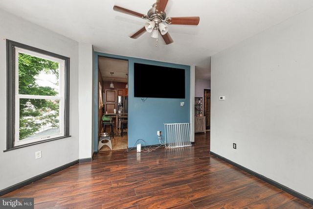 87 NUTT RD, Phoenixville, PA 19460