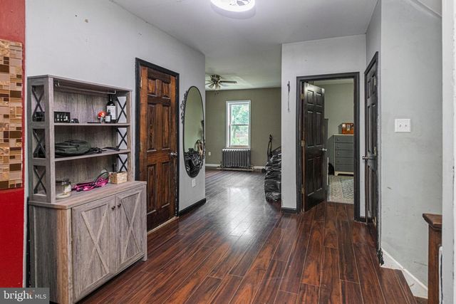 87 NUTT RD, Phoenixville, PA 19460