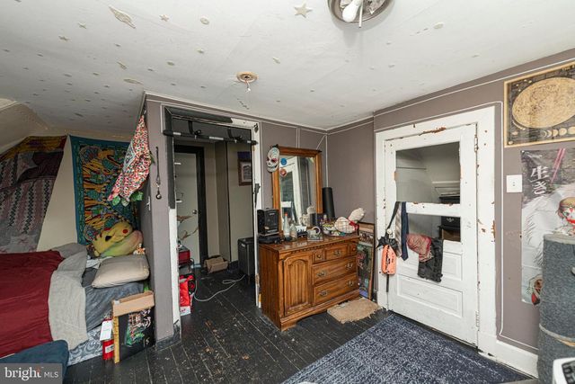 87 NUTT RD, Phoenixville, PA 19460
