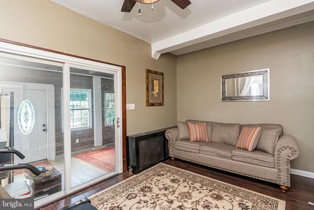 87 NUTT RD, Phoenixville, PA 19460