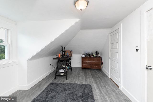 87 NUTT RD, Phoenixville, PA 19460