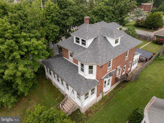 87 NUTT RD, Phoenixville, PA 19460