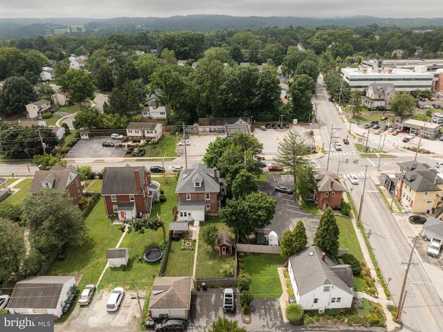 87 NUTT RD, Phoenixville, PA 19460