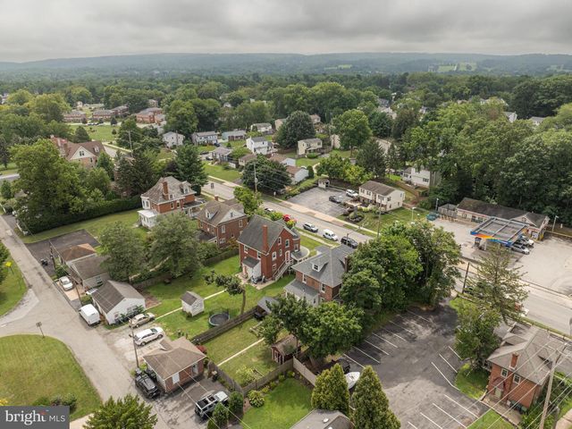 87 NUTT RD, Phoenixville, PA 19460