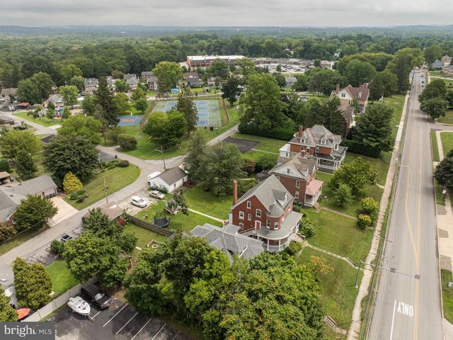 87 NUTT RD, Phoenixville, PA 19460