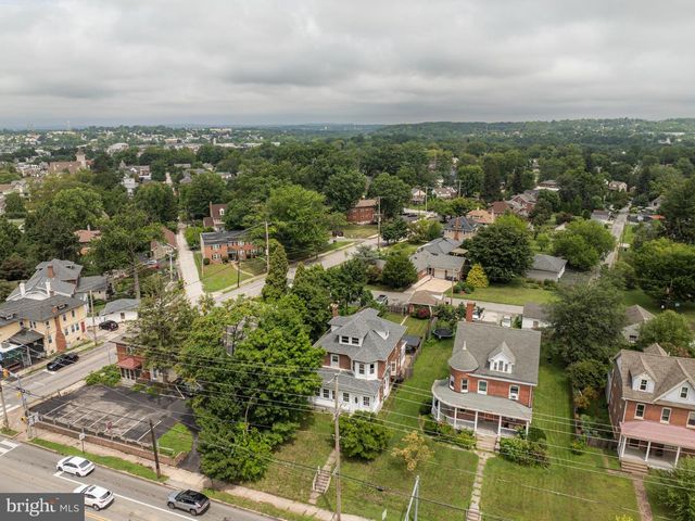 87 NUTT RD, Phoenixville, PA 19460