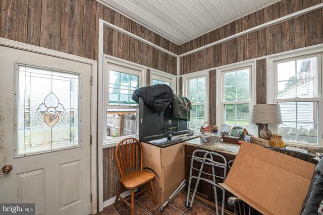 87 NUTT RD, Phoenixville, PA 19460