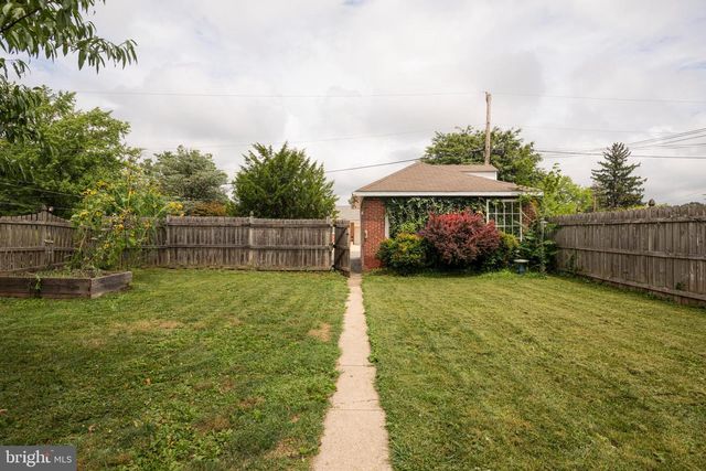 87 NUTT RD, Phoenixville, PA 19460