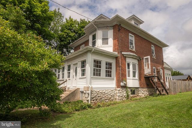 87 NUTT RD, Phoenixville, PA 19460