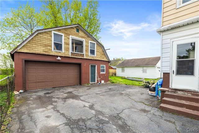 1141 Hilton Avenue, Utica, NY 13501