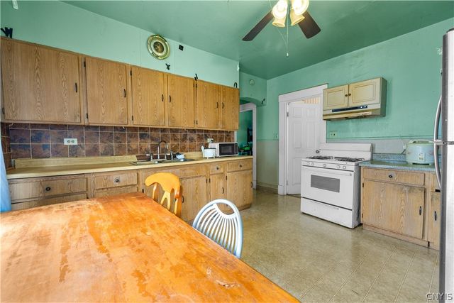 1141 Hilton Avenue, Utica, NY 13501