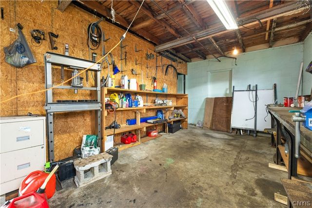 1141 Hilton Avenue, Utica, NY 13501