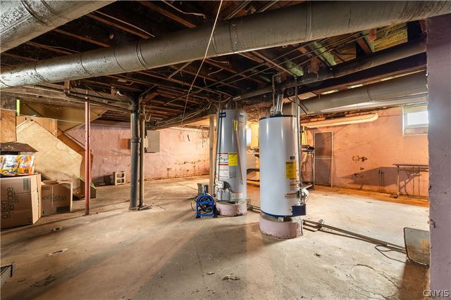 1141 Hilton Avenue, Utica, NY 13501