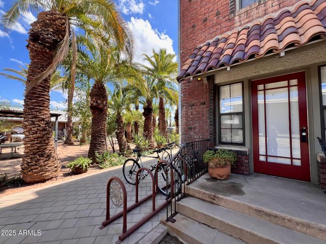 902 E Palm Lane Apt 3, Phoenix, AZ 85006