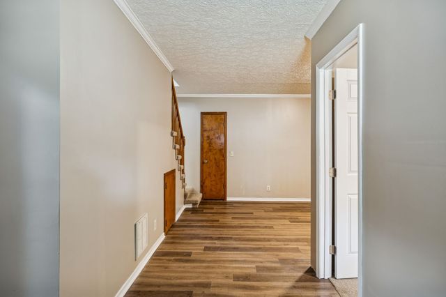 5205 Lana Renee Ct, Hermitage, TN 37076