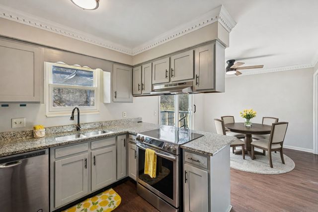 5205 Lana Renee Ct, Hermitage, TN 37076