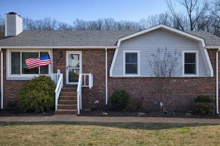 5205 Lana Renee Ct, Hermitage, TN 37076