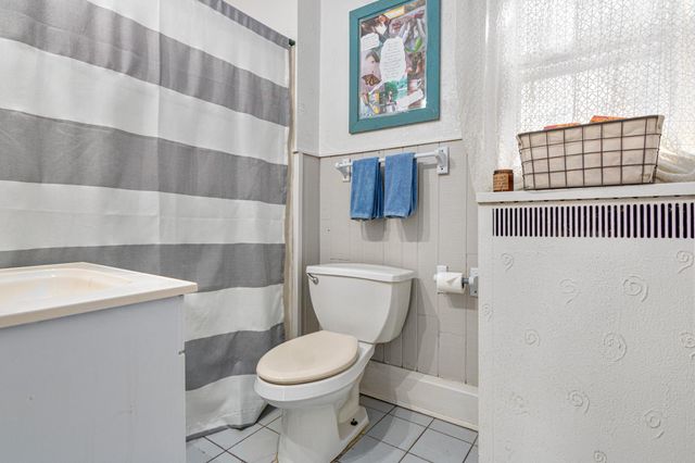 742 Holly Avenue, Saint Paul, MN 55104