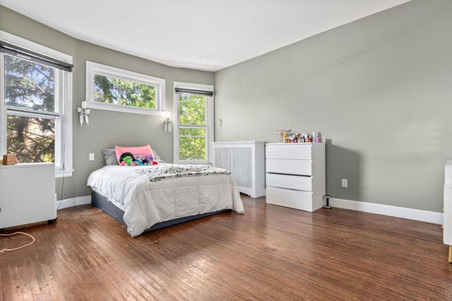 742 Holly Avenue, Saint Paul, MN 55104