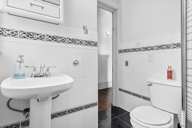 742 Holly Avenue, Saint Paul, MN 55104