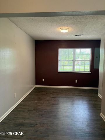 5947 Highway 2, Bascom, FL 32423