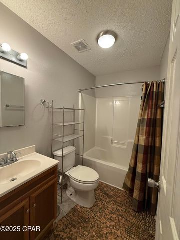 5947 Highway 2, Bascom, FL 32423