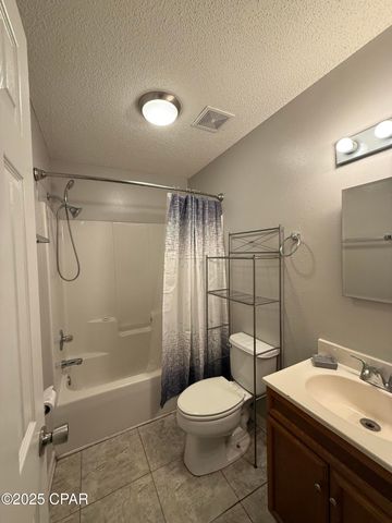 5947 Highway 2, Bascom, FL 32423