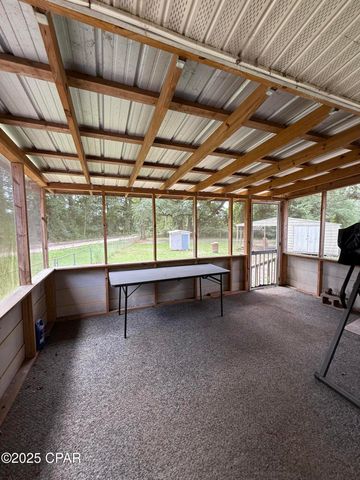 5947 Highway 2, Bascom, FL 32423