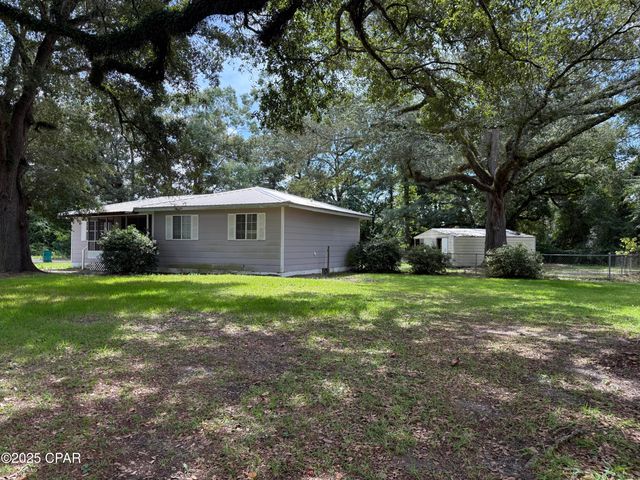5947 Highway 2, Bascom, FL 32423