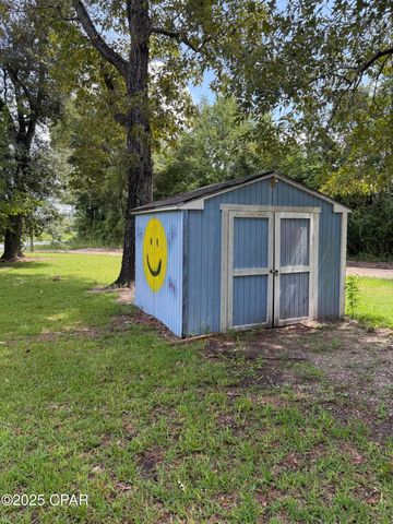 5947 Highway 2, Bascom, FL 32423