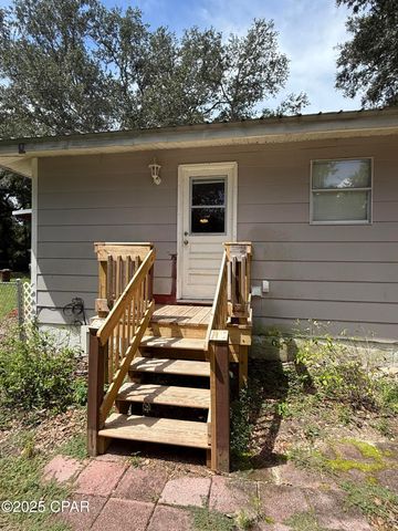 5947 Highway 2, Bascom, FL 32423