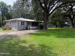 5947 Highway 2, Bascom, FL 32423