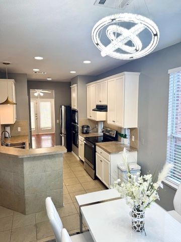 7067 Alcala, Grand Prairie, TX 75054