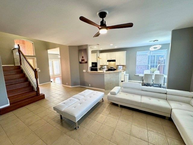 7067 Alcala, Grand Prairie, TX 75054