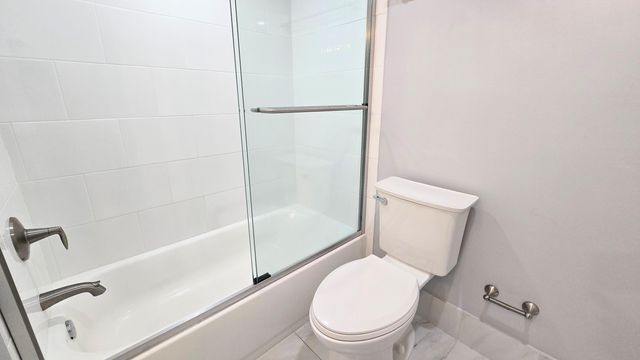 3100 W ROLLING HILLS Circle 609, Davie, FL 33328