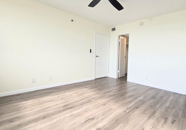 3100 W ROLLING HILLS Circle 609, Davie, FL 33328