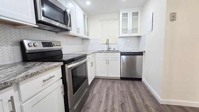 3100 W ROLLING HILLS Circle 609, Davie, FL 33328
