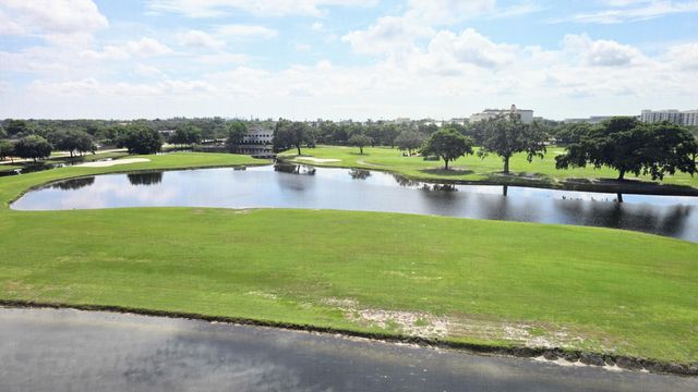 3100 W ROLLING HILLS Circle 609, Davie, FL 33328
