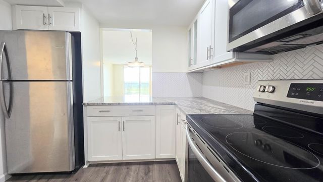 3100 W ROLLING HILLS Circle 609, Davie, FL 33328
