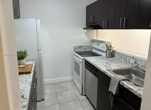 10801 SW 109th Ct D203, Miami, FL 33176