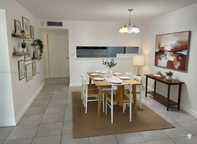 10801 SW 109th Ct D203, Miami, FL 33176