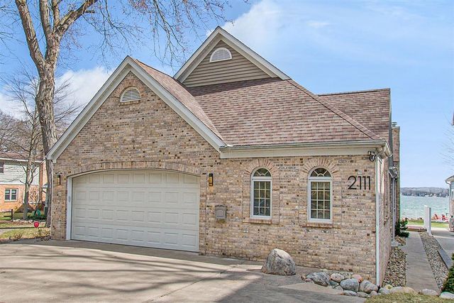2111 Idlewild Drive, Richland, MI 49083
