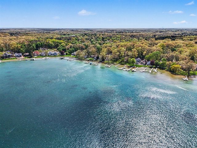 2111 Idlewild Drive, Richland, MI 49083