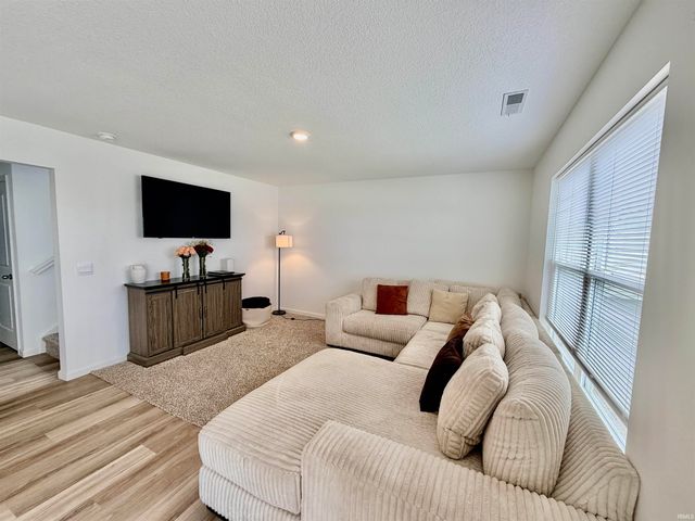 5551 Tranquilo Way, Fort Wayne, IN 46818