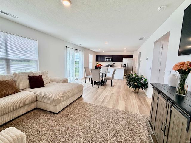 5551 Tranquilo Way, Fort Wayne, IN 46818