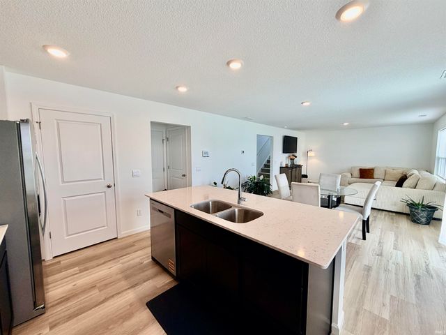 5551 Tranquilo Way, Fort Wayne, IN 46818