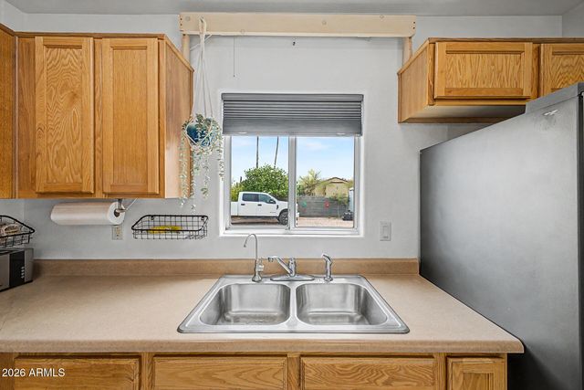 836 S ROYAL PALM Road, Apache Junction, AZ 85119